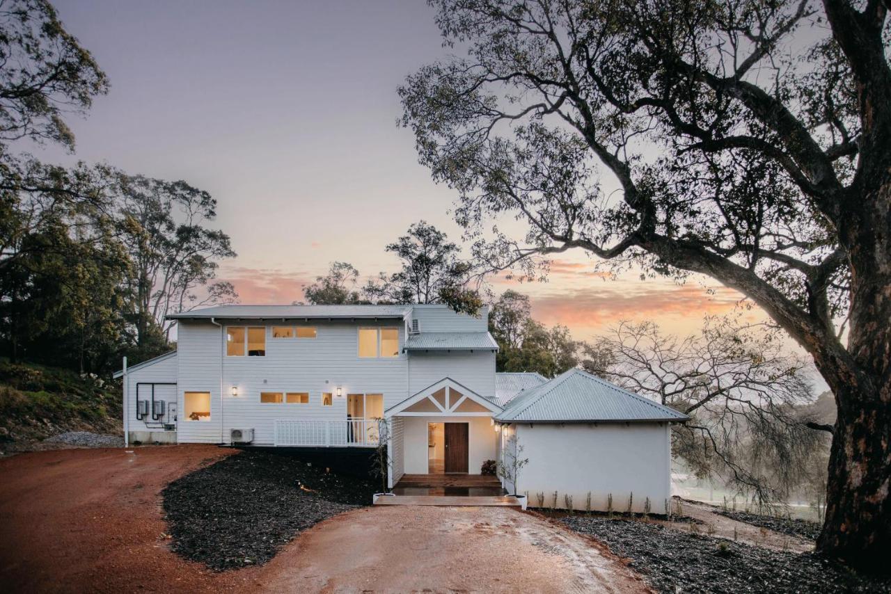 Ampersand Estates Pemberton Bagian luar foto