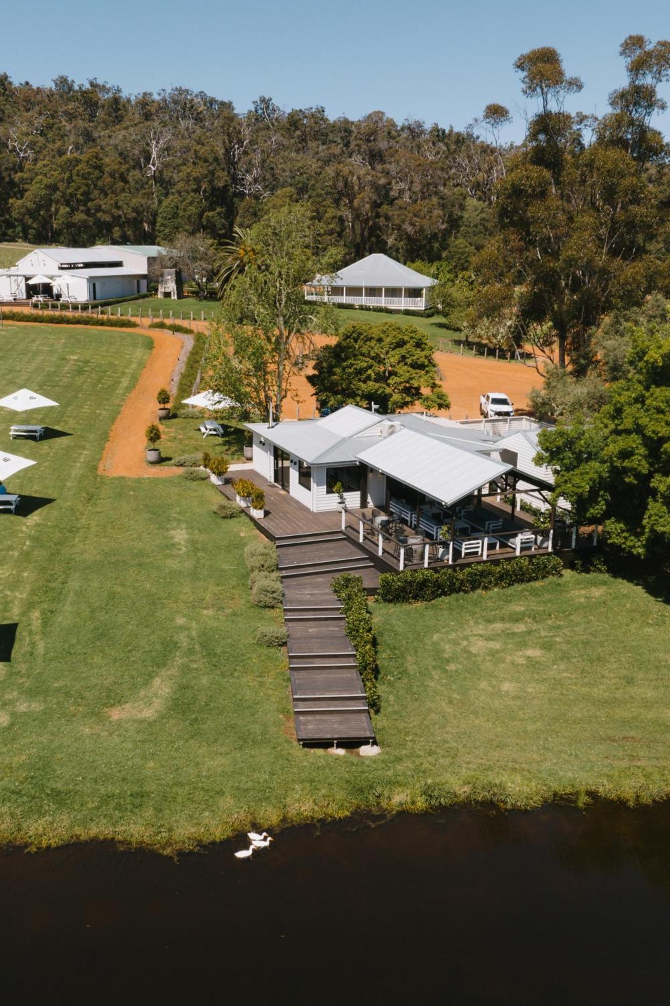 Ampersand Estates Pemberton Bagian luar foto